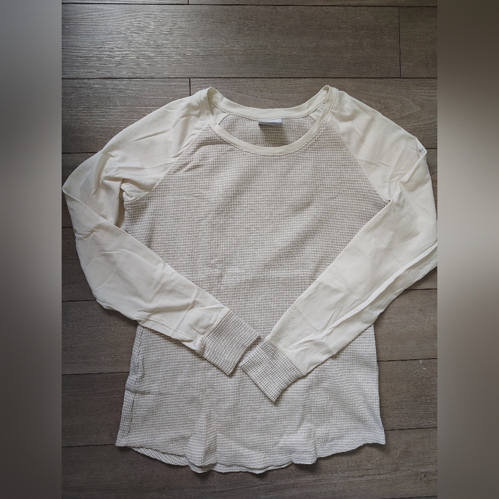 Columbia Cream Long Sleeve Women's Top
